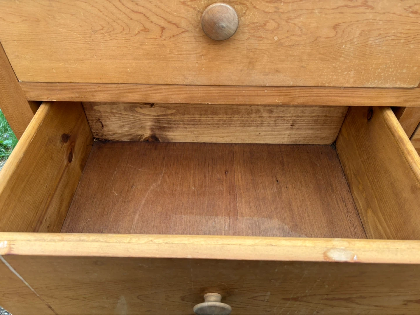 Vintage Pine Dresser with 8 Drawers - photo 4