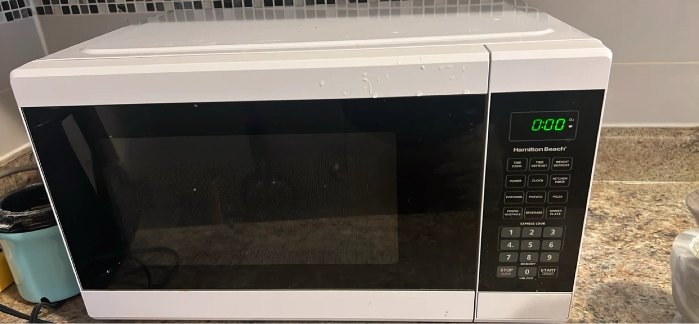 Hamilton Beach White Microwave - photo 2