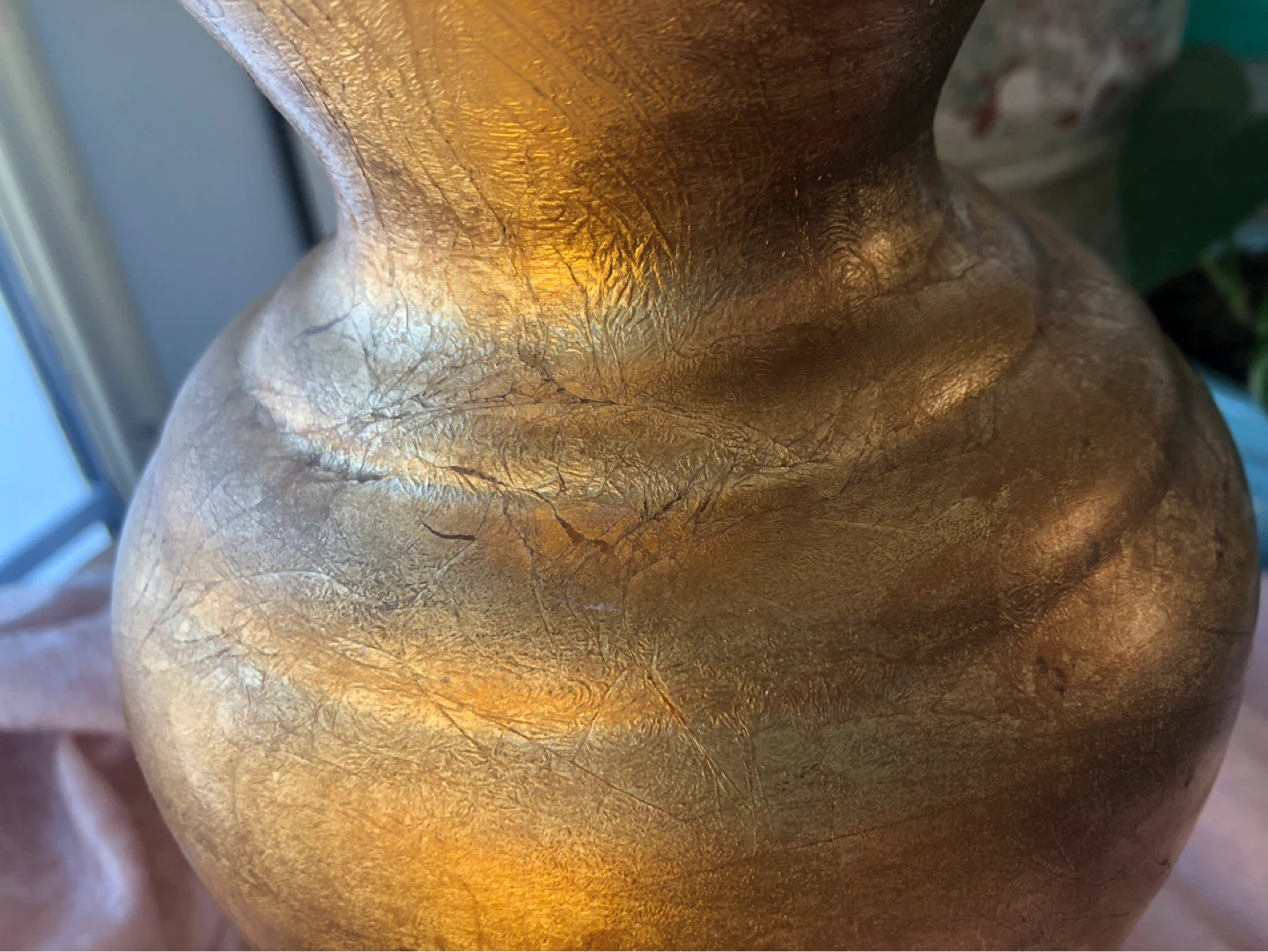 Gold Textured Decorative Vase - photo 2