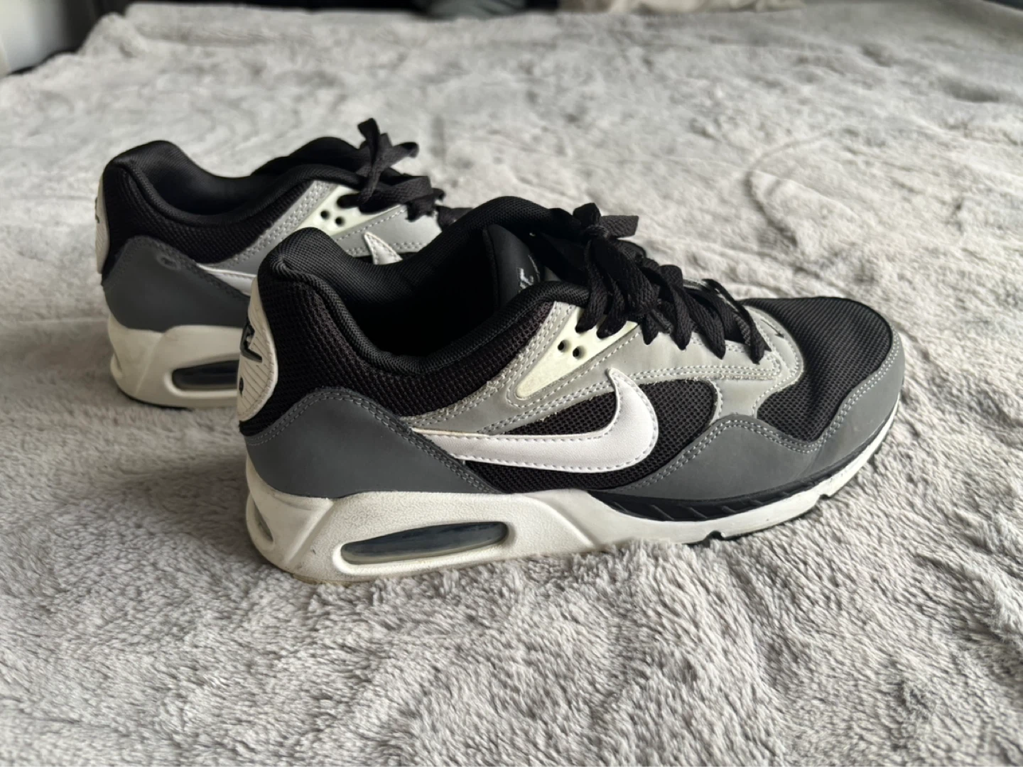 Nike Air Max Correlate (Men’s 7.5)