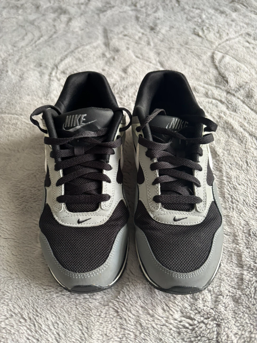Nike Air Max Correlate (Men’s 7.5) - photo 2