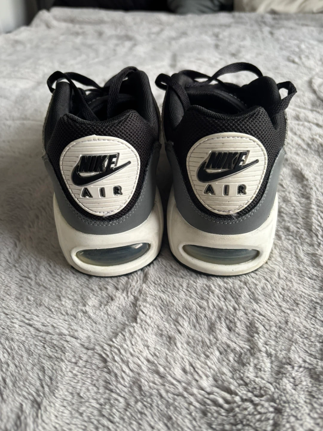Nike Air Max Correlate (Men’s 7.5) - photo 3