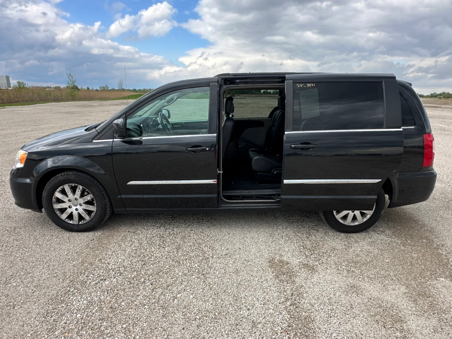 Black Chrysler Town & Country Minivan - photo 3