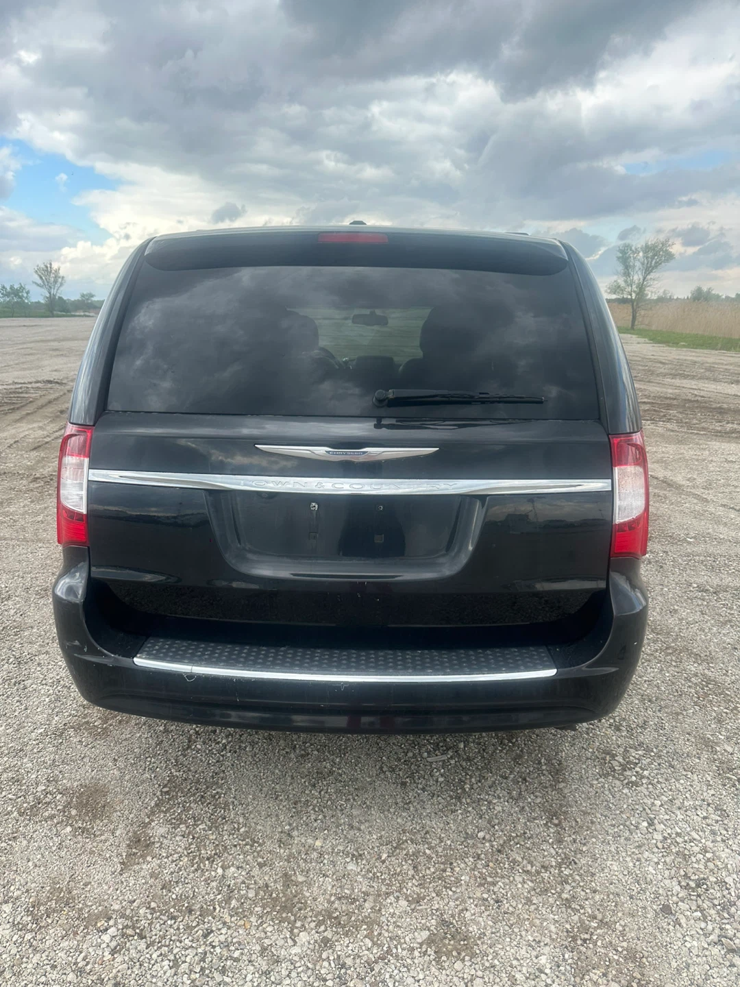 Black Chrysler Town & Country Minivan - photo 5