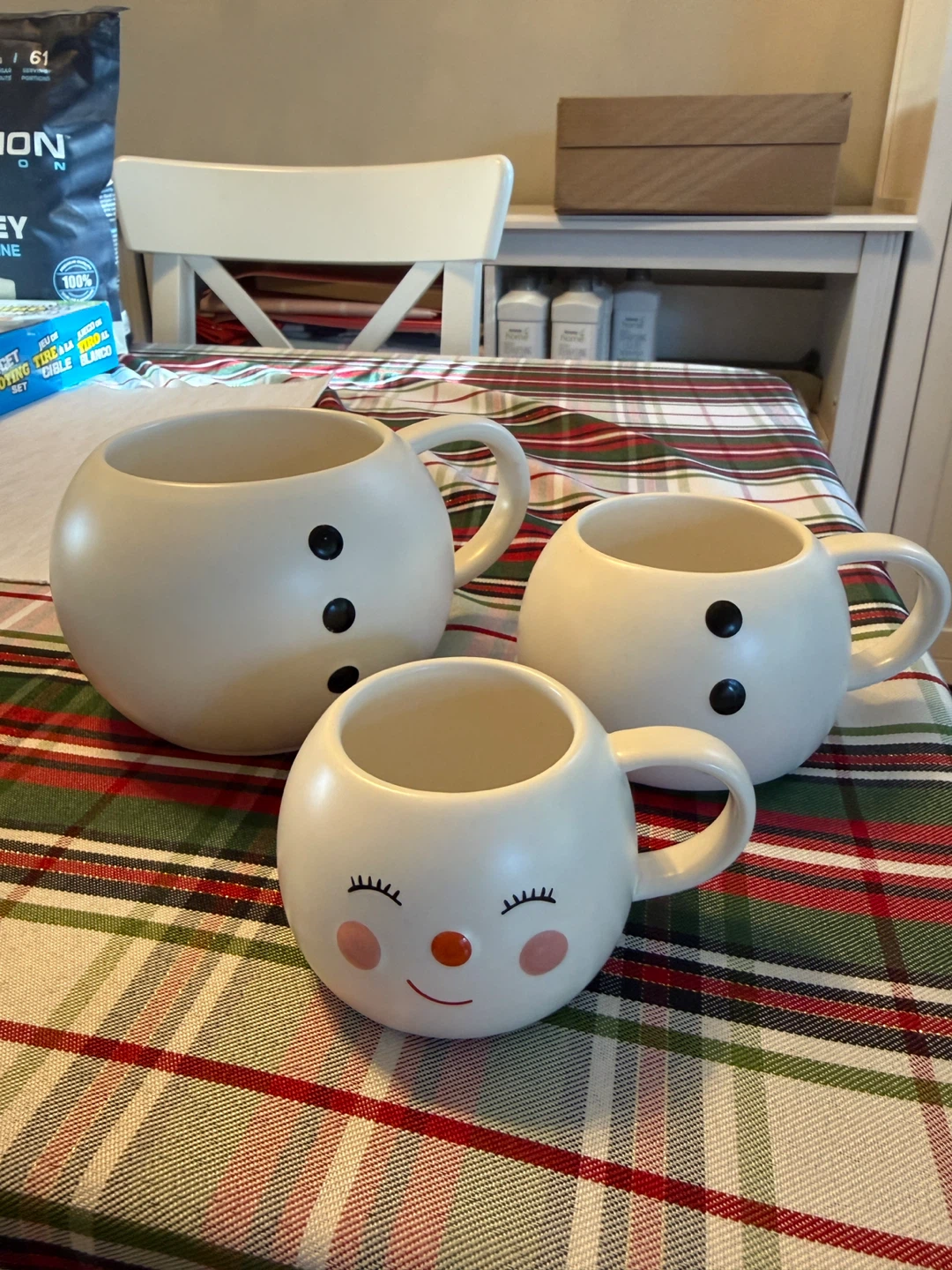 Stacking Snowman Mugs Set