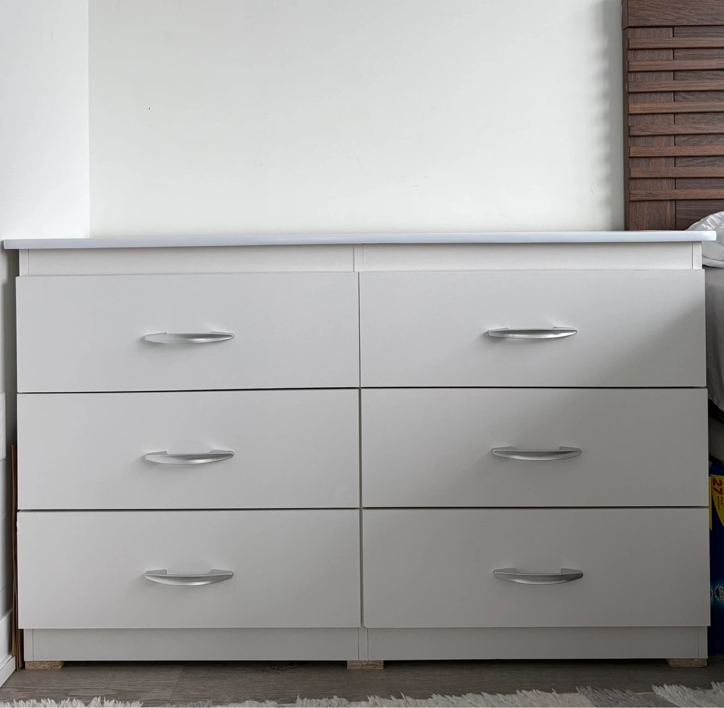 White 6-Drawer Dresser - photo 3