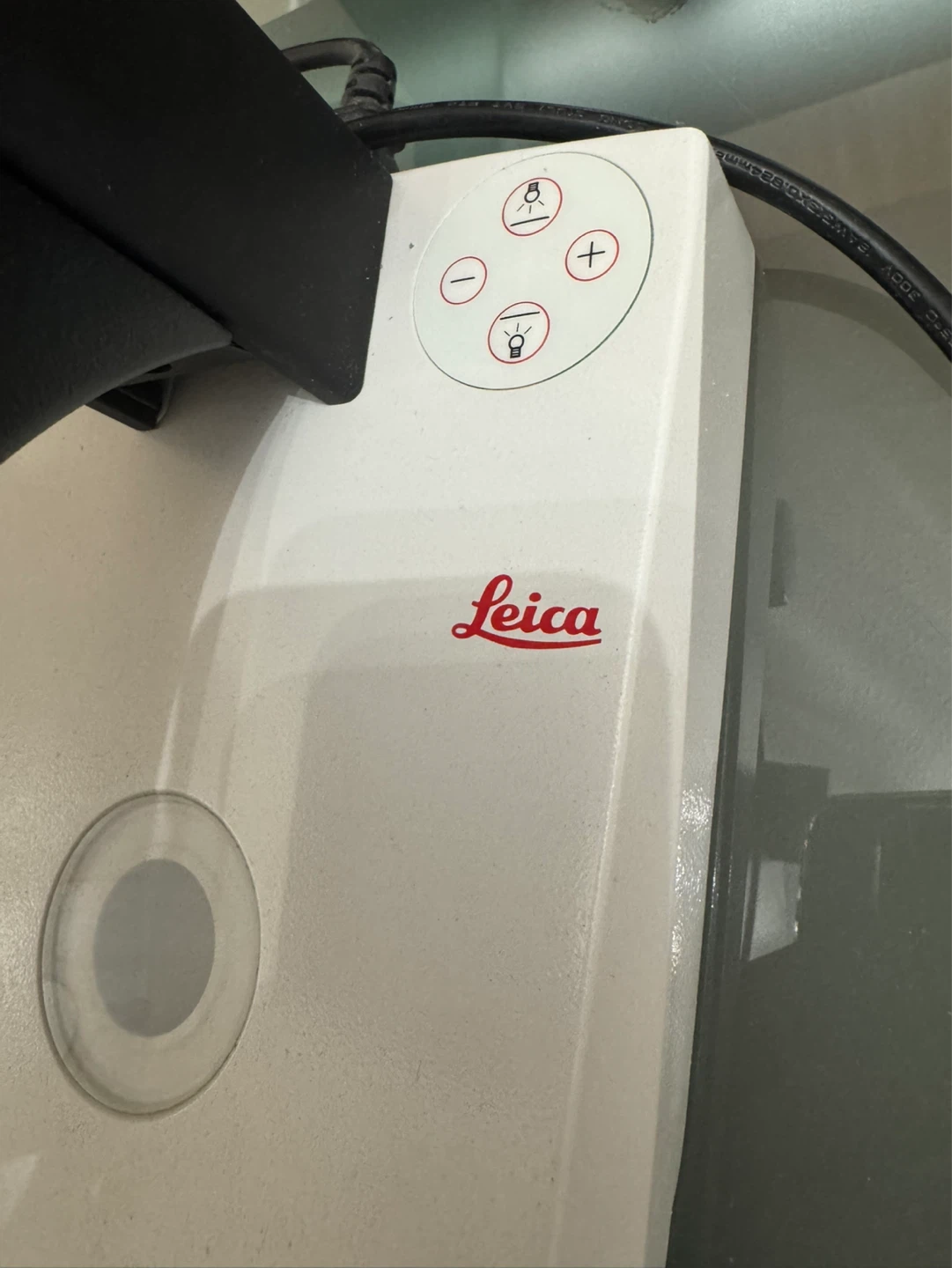 Leica EZ4 W Stereo Microscope - photo 2