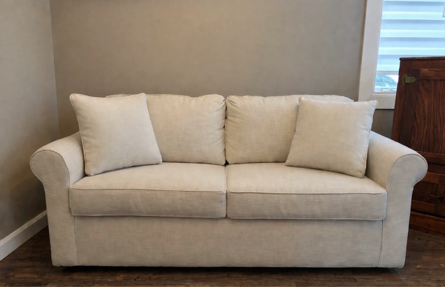 Sand & Stable Warrington 76" Upholstered Sleeper Sofa