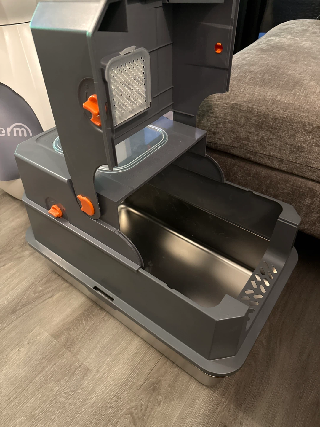 Litter box  stainless