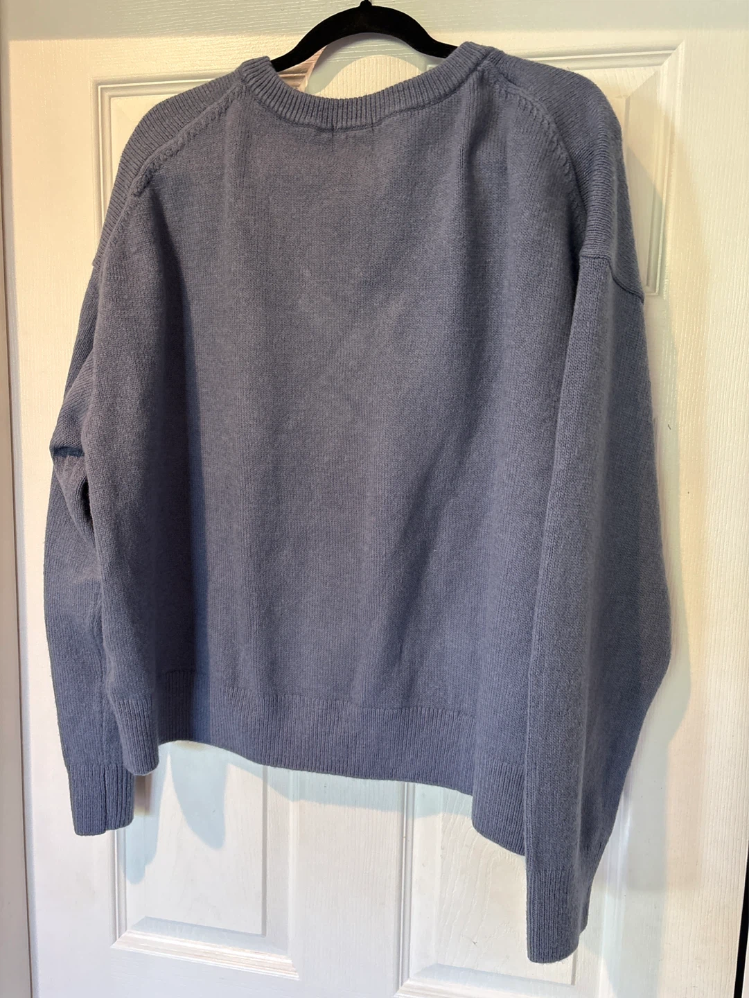 Brand New H&M Blue V-Neck Sweater - XXL - photo 4