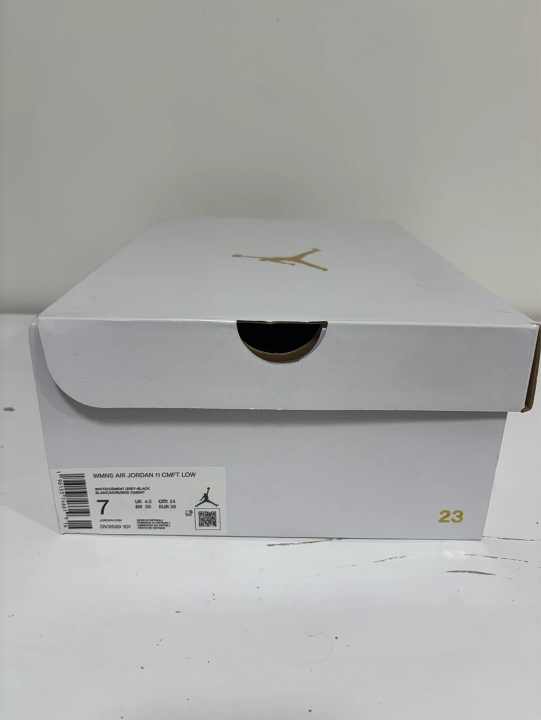 Women's Air Jordan 11 CMFT Low White Cement Grey Black Size 7