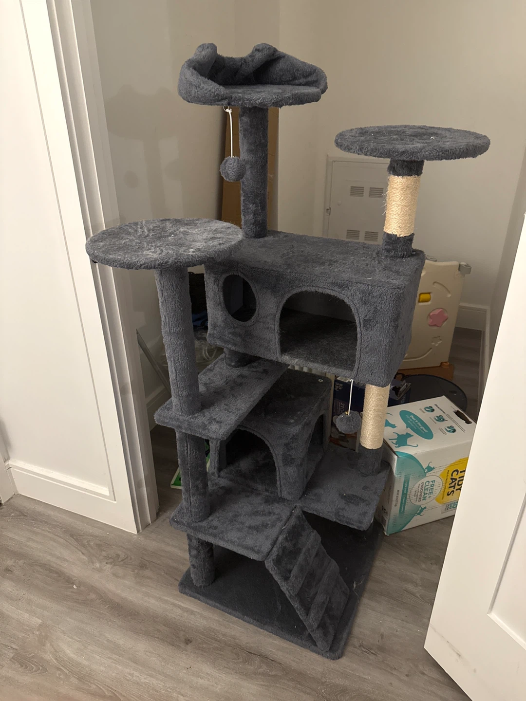 Multi-Level Cat Tree Condo with Scratching Posts