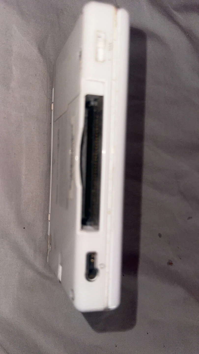 Nintendo DS Lite White - photo 2