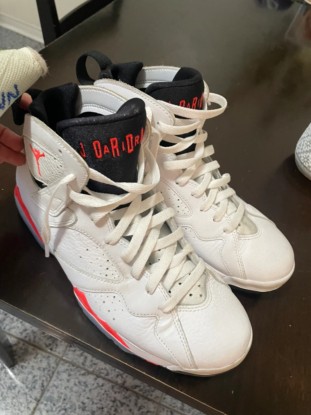 Air Jordan 7 Retro Sneakers White Red