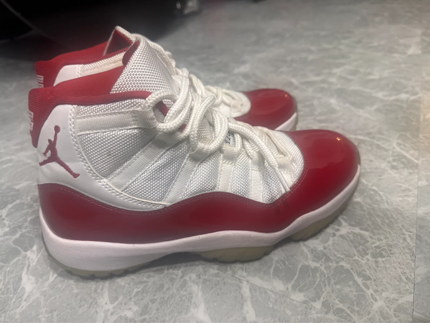 Air Jordan 11 Cherry 11s - photo 2