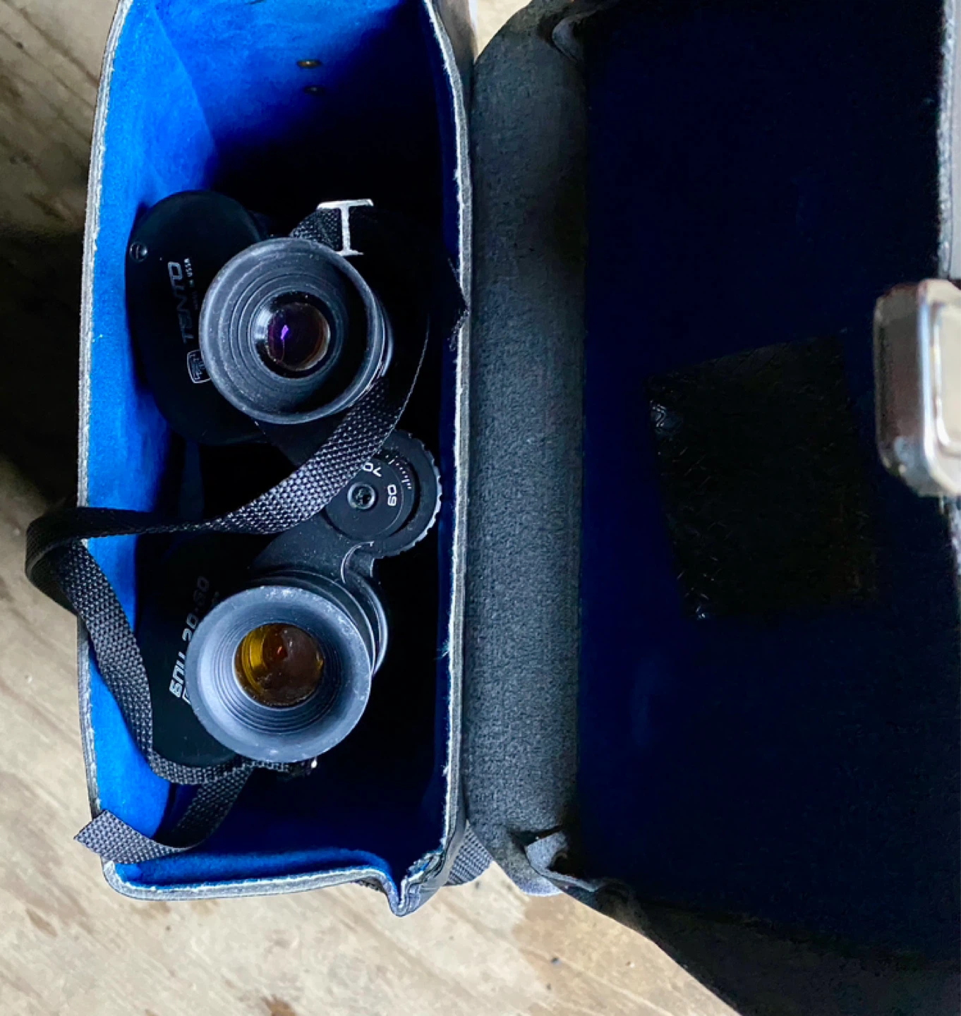 Tento 20x60 Binoculars with Case - photo 4