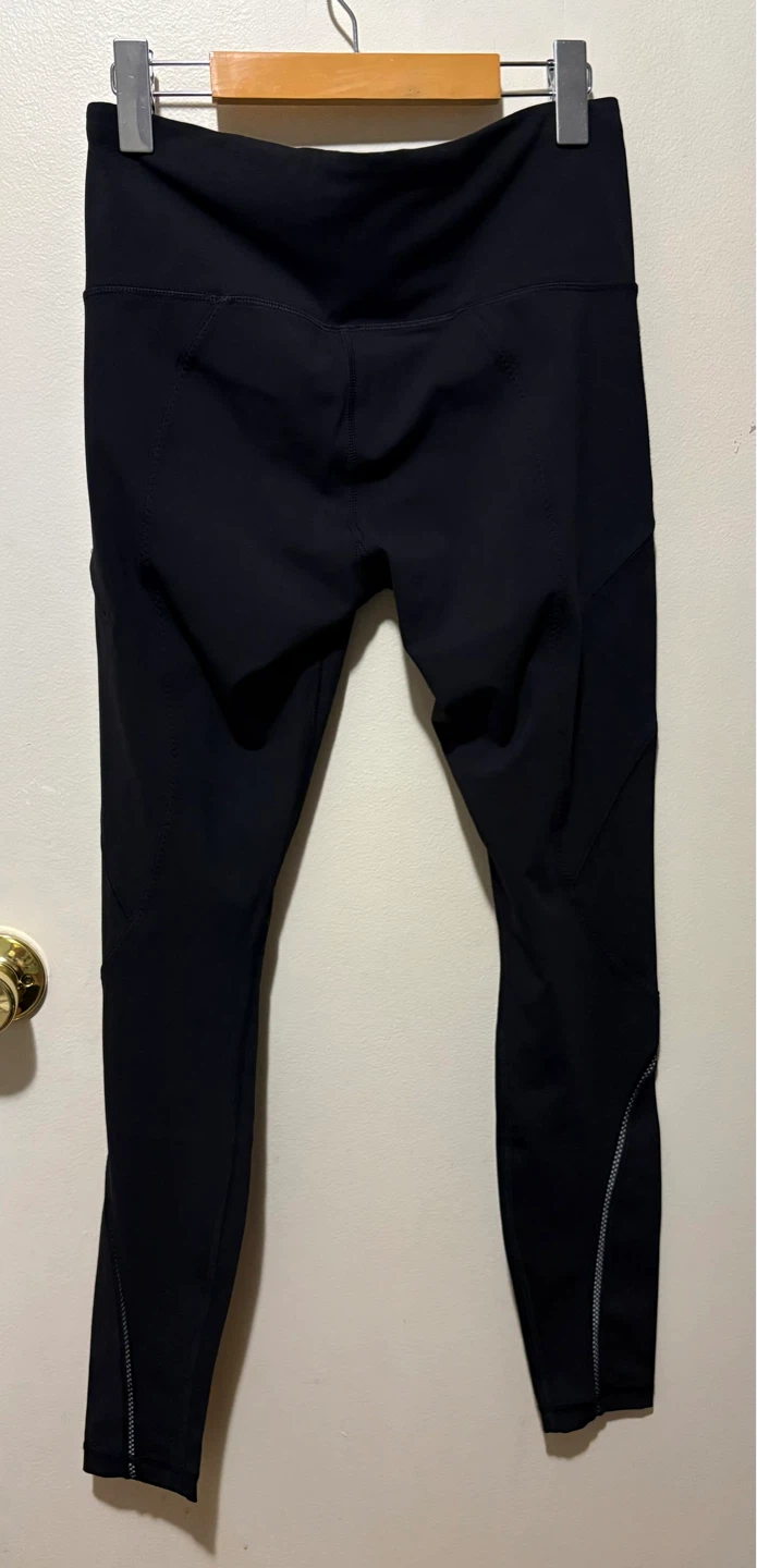 Lululemon Black Leggings- Size 8 - photo 2