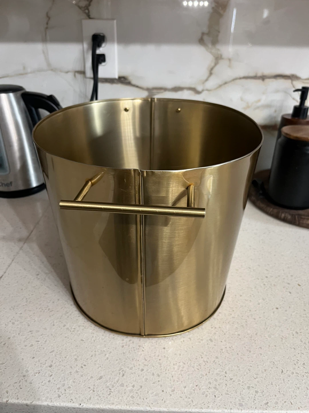 Gold Metal Bucket with Handles 🌱 - photo 2