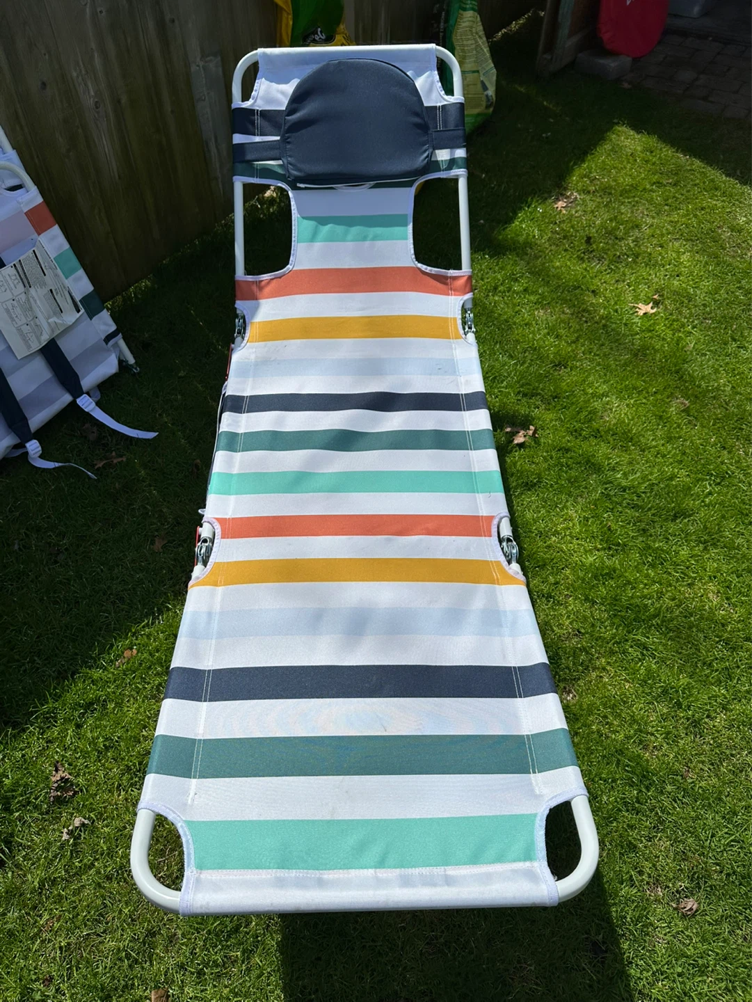 Striped Folding Lounge Chair (2) - photo 3