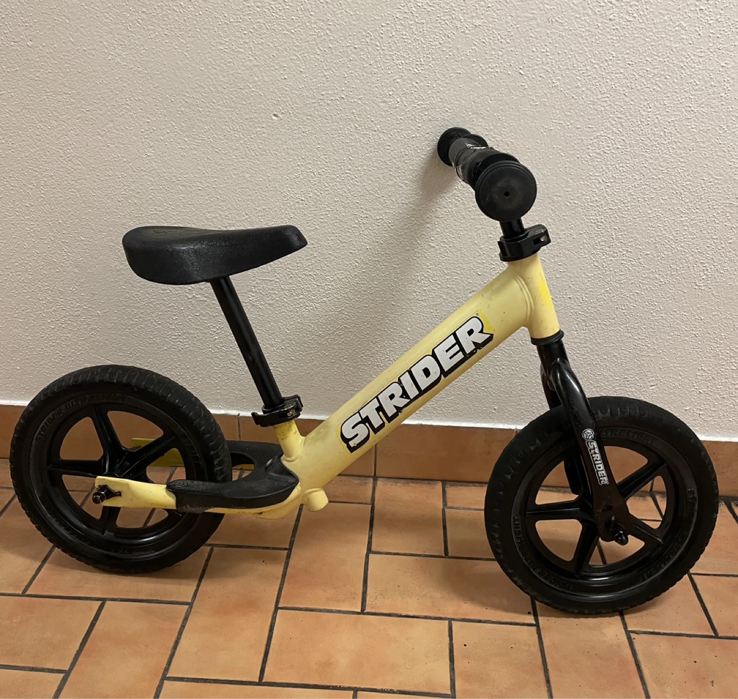 Strider Balance Bike - photo 2