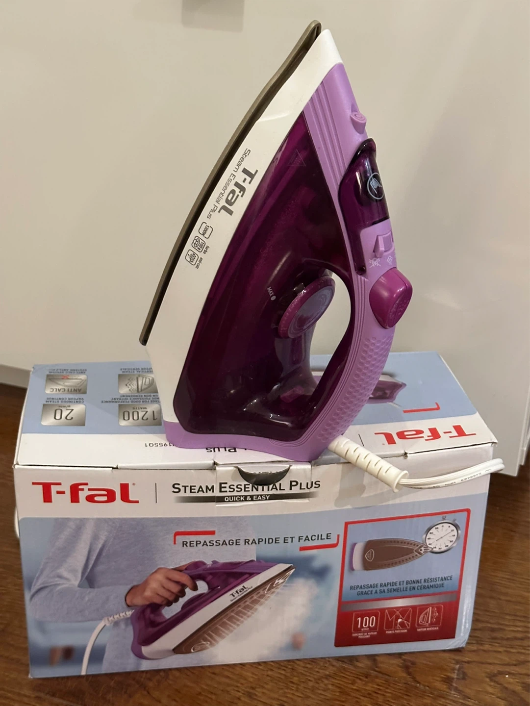 T-fal Steam Essential Plus Iron - Purple