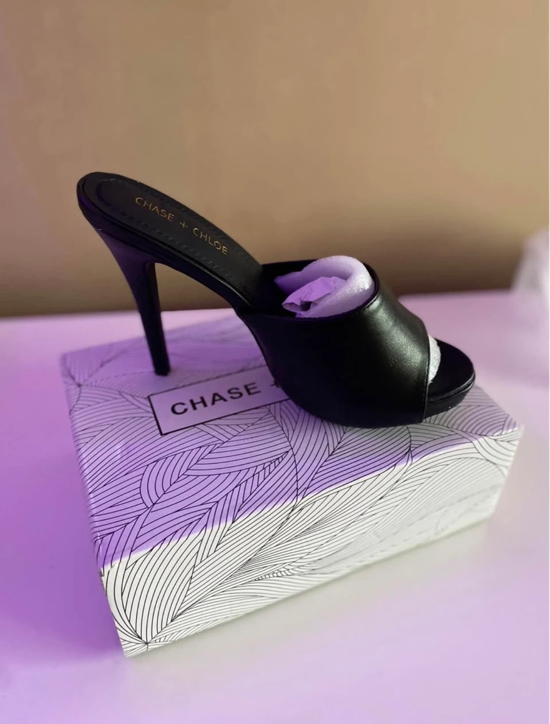 Chase + Chloe Black Mules - photo 2