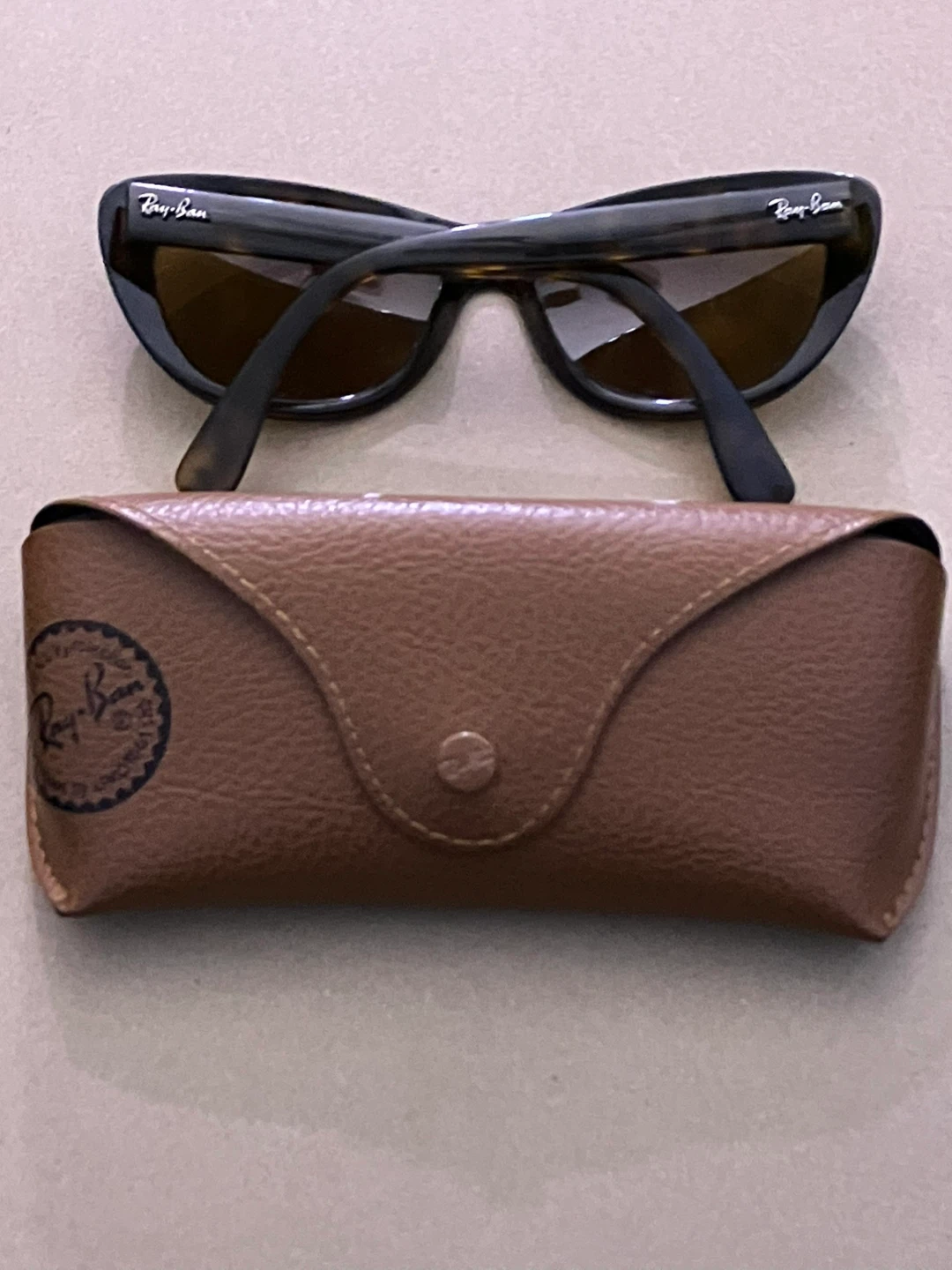Authentic Ray-Ban Cat-Eye Havana Sunglasses w/ Case - photo 3