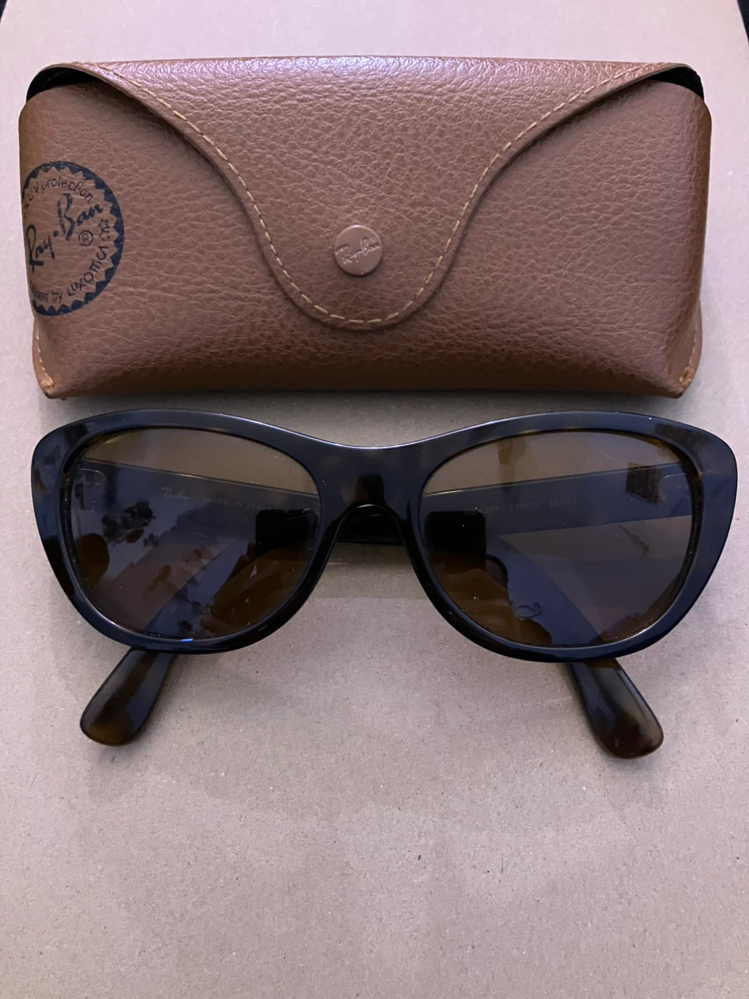 Authentic Ray-Ban Cat-Eye Havana Sunglasses w/ Case - photo 2