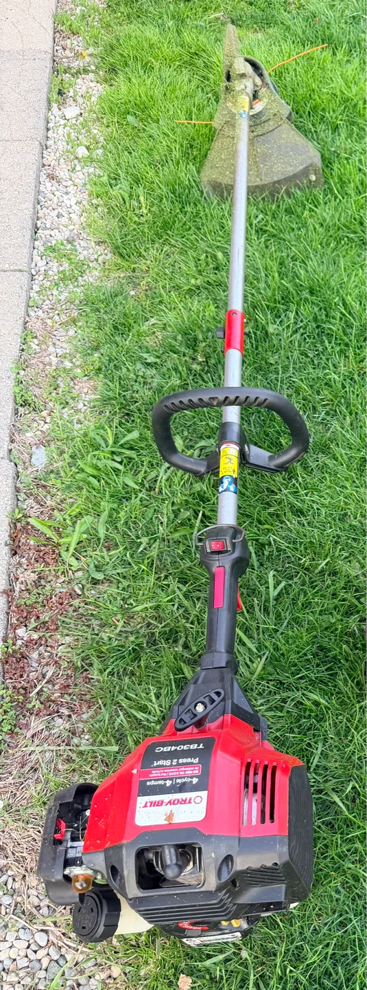 Troy-Bilt TB304BC String Trimmer - photo 2