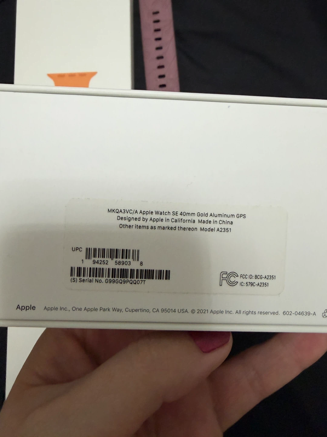 Apple Watch SE 40mm Gold Aluminum GPS - photo 2