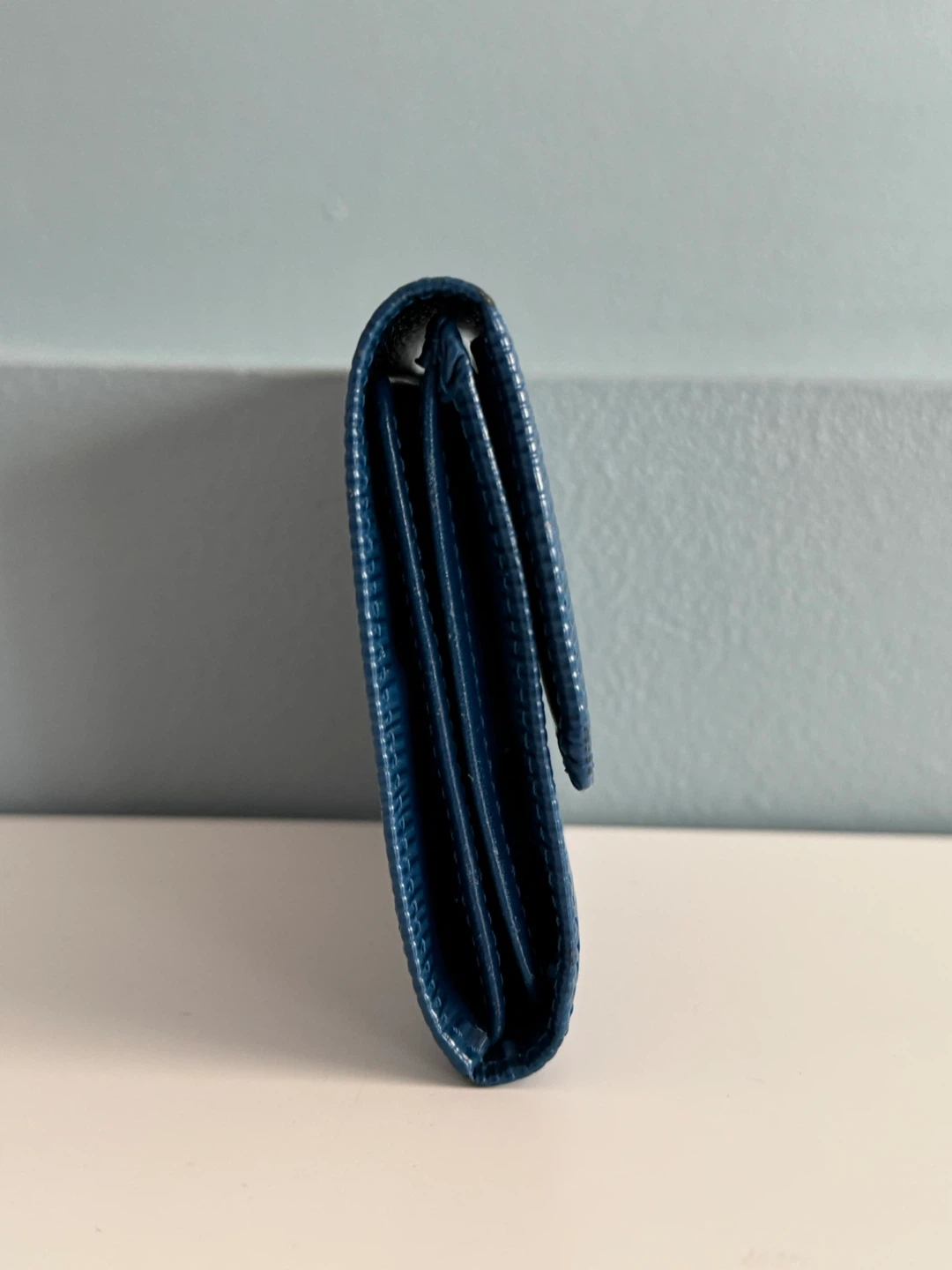 Louis Vuitton Epi Leather Multiple Card Holder - photo 4