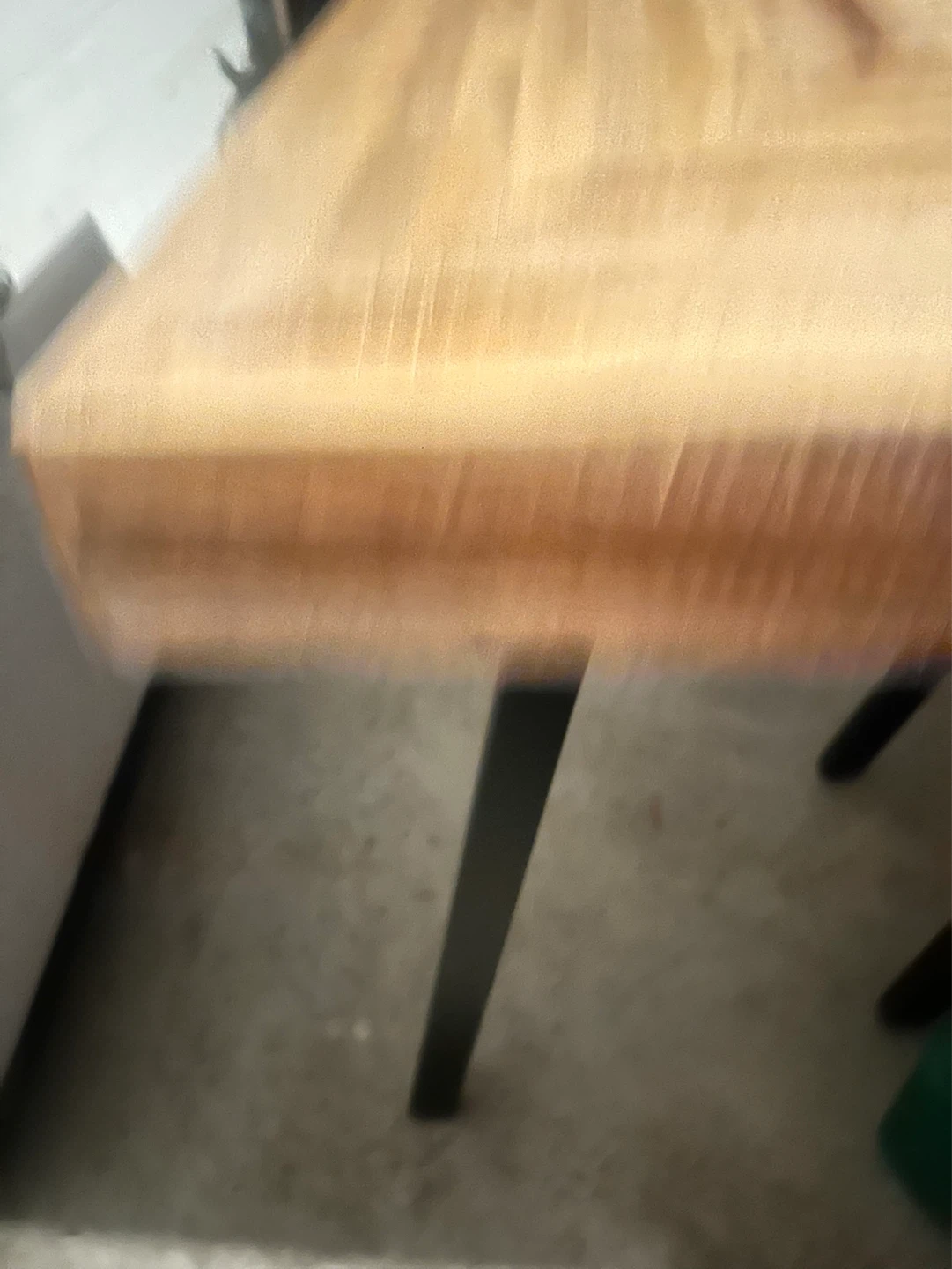 Solid Wood Dining Table with Geometric Pattern - photo 4