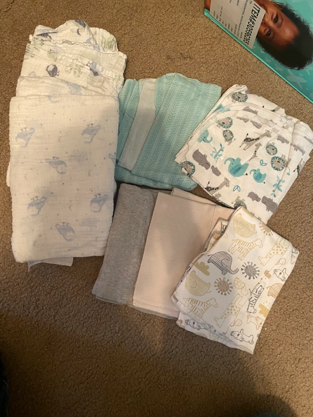 Baby clothes bundle (0-18months)
