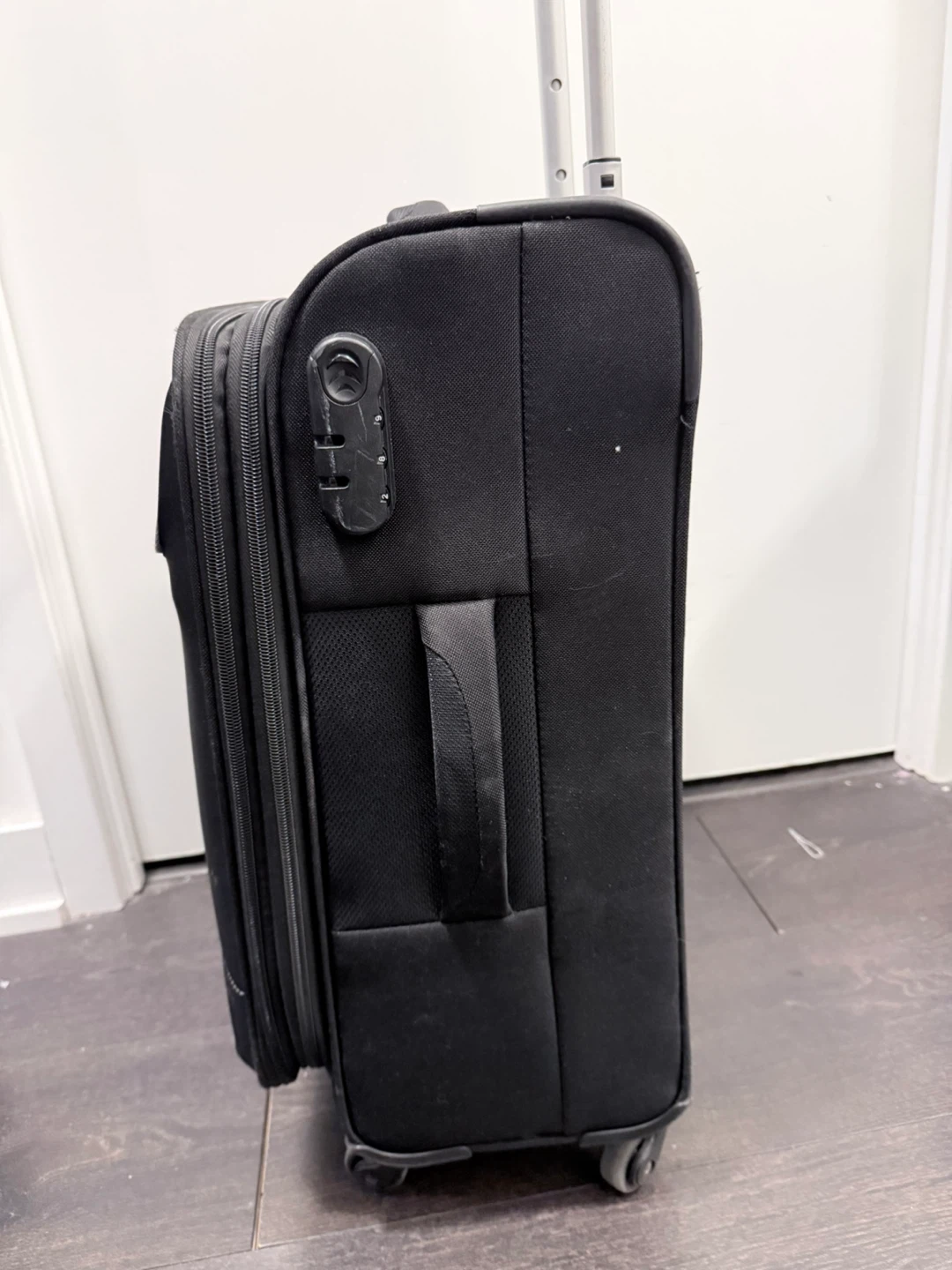 American Tourister Jamaica 58cm Polyester Softside Trolley Bag - photo 3