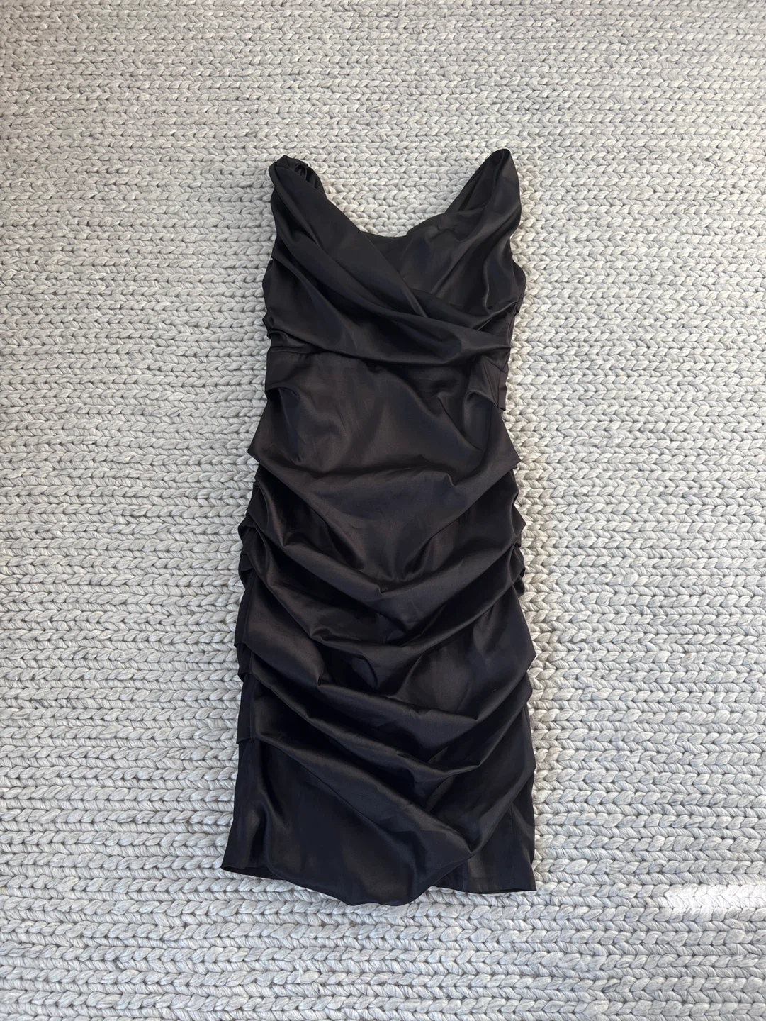 Black Ruched Dress le Chateau