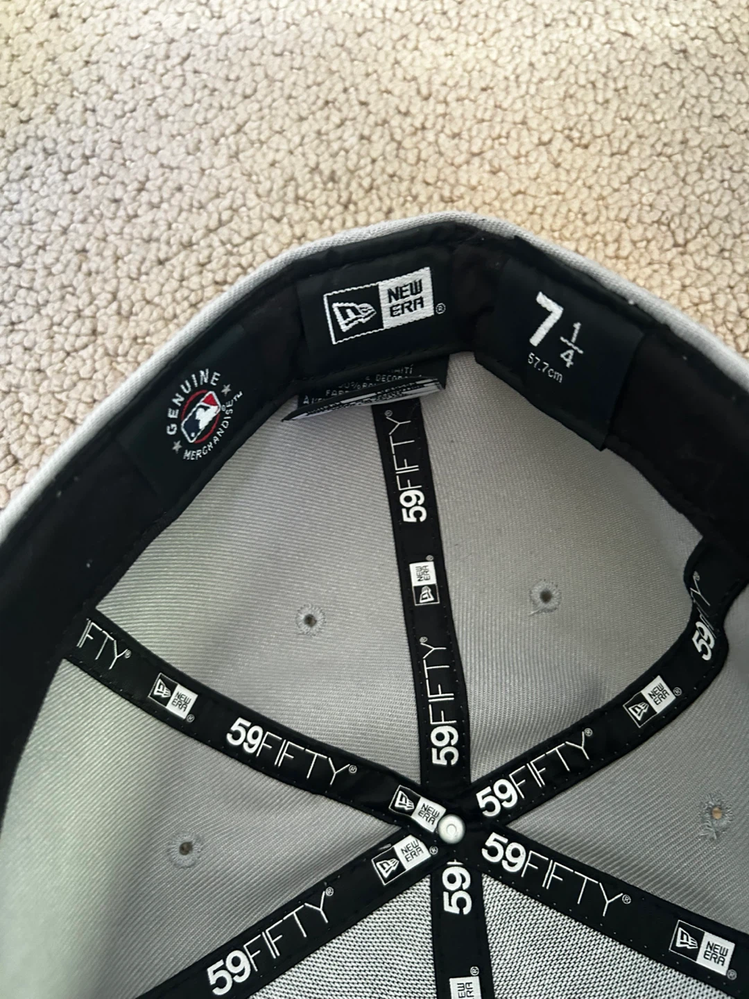 New Era 59FIFTY New York Yankees Baseball Cap Size 7 1/4 - photo 3