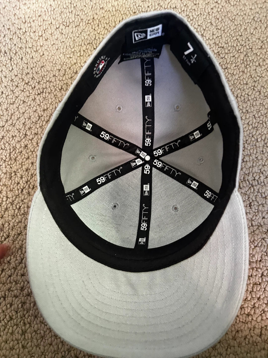 New Era 59FIFTY New York Yankees Baseball Cap Size 7 1/4 - photo 4