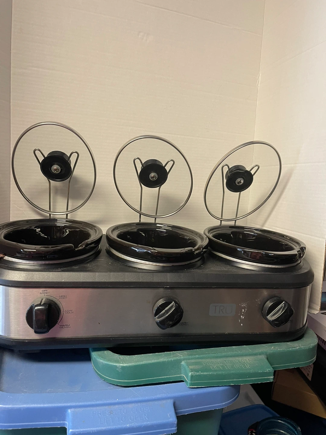 TRU Triple Slow Cooker