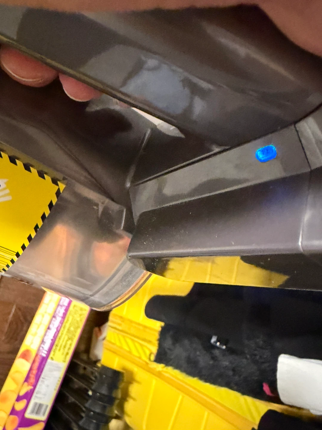Dyson V7 Animal Extra Cordless Vacuum Cleaner - photo 2