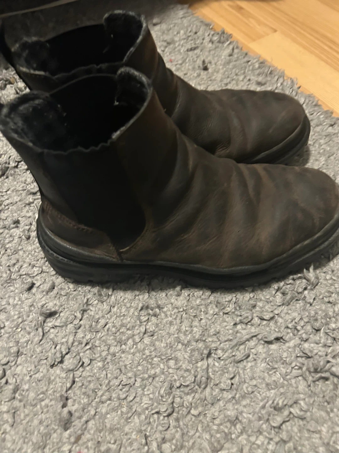 Brown Leather Chelsea Boots - photo 3