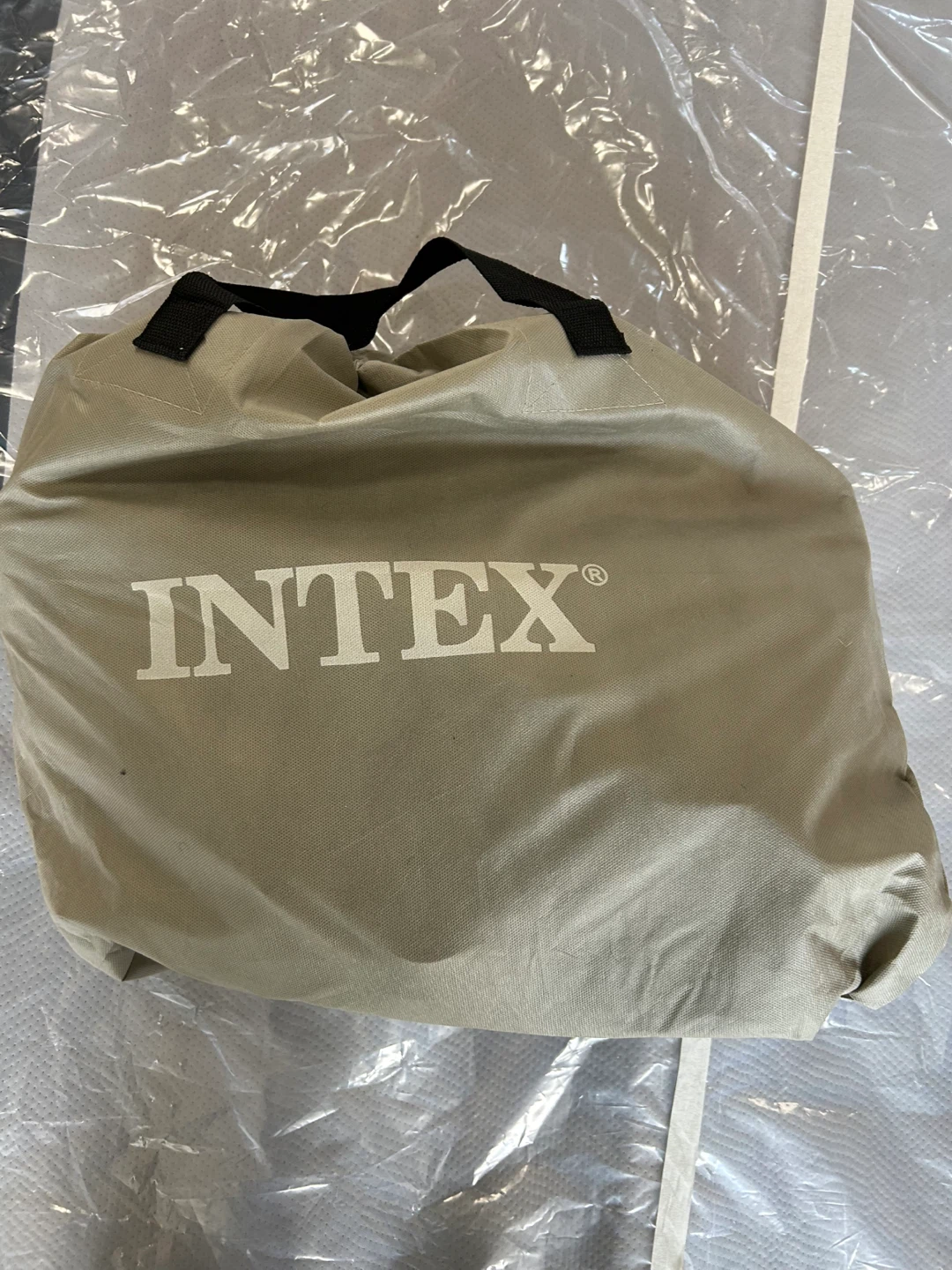 Intex Queen Air Mattress with Built-in Pump - photo 5