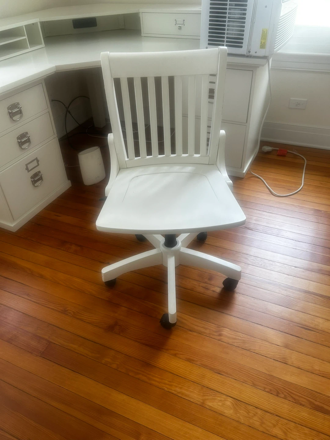 Pottery Barn Bedford Swivel Office Chair - Antique White