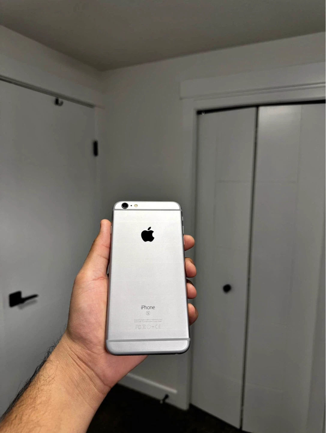 iPhone 6S 64 GB Mint Condition
