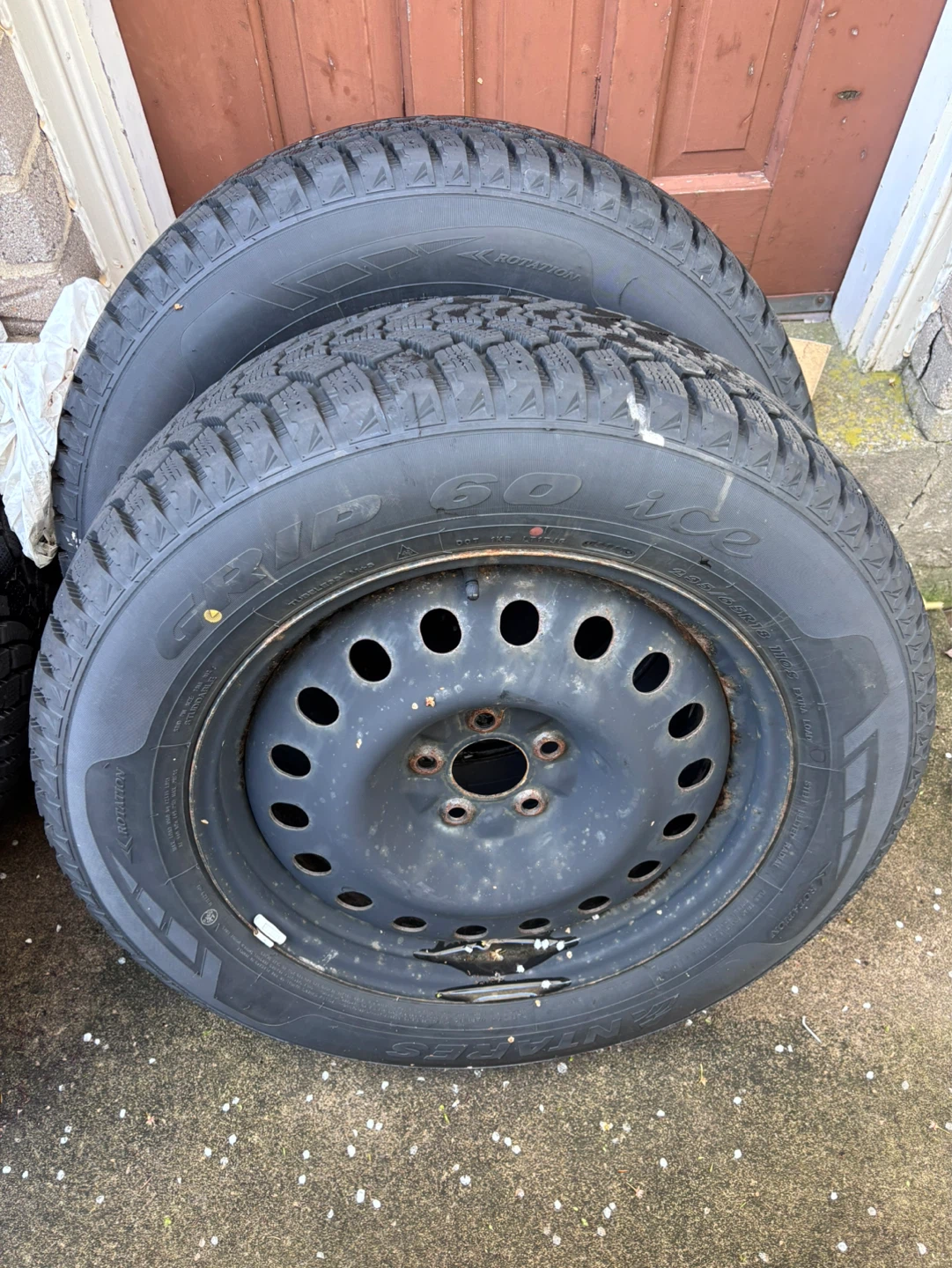 Antares Grip 60 Winter Tires with Rims (Set of 4)