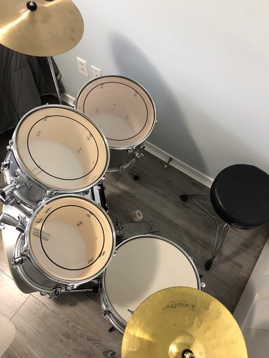 Awesome junior drum set — silver sparkle - photo 2