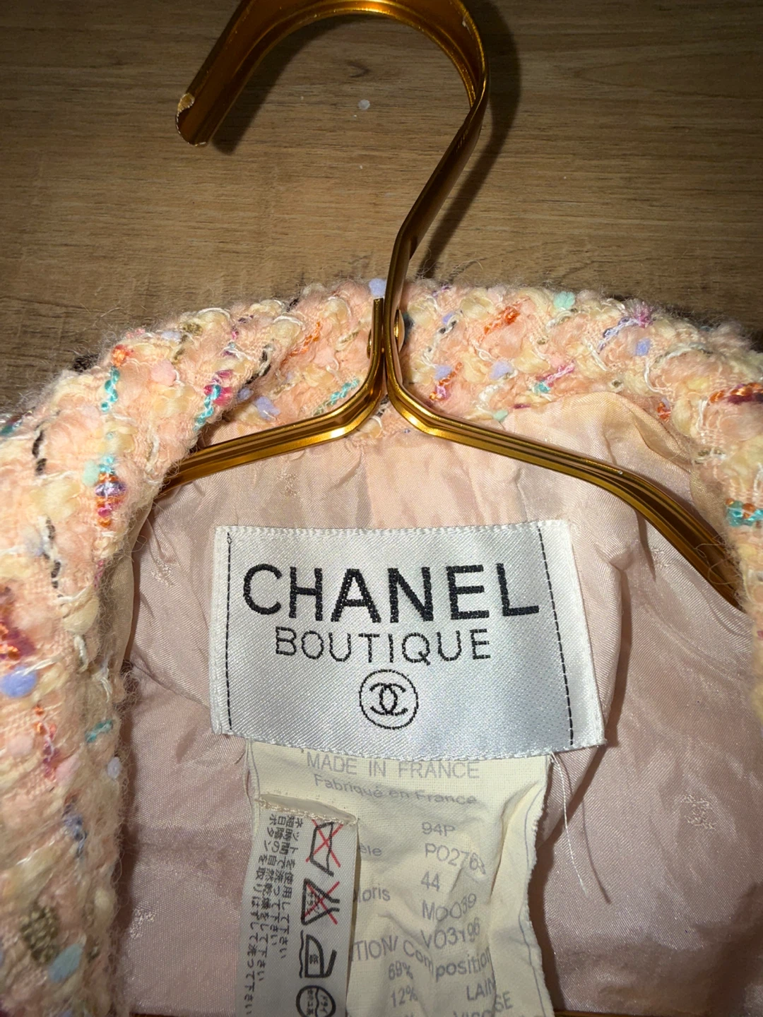 Chanel Boutique Tweed Blazer - photo 3