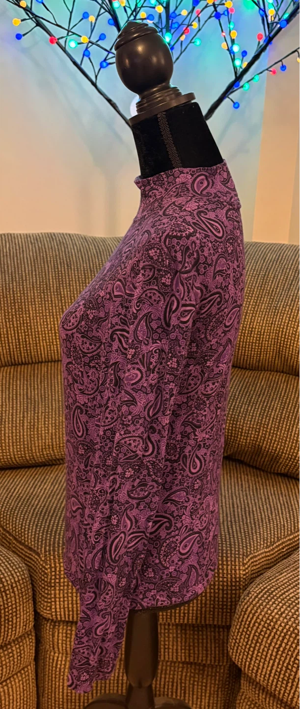 ✨✨Jones New York Sport Purple Paisley Mock Neck Top Size M - photo 4