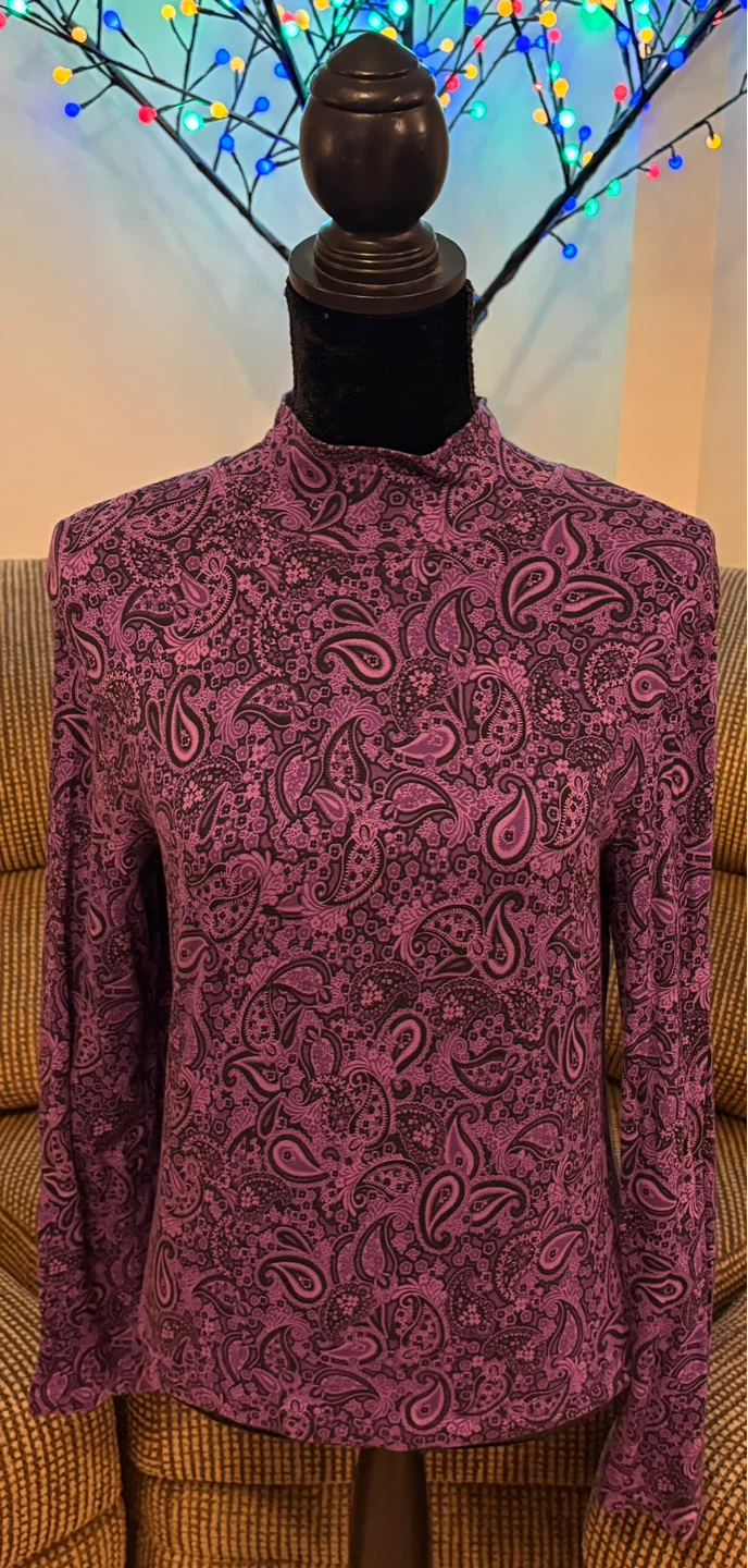 ✨✨Jones New York Sport Purple Paisley Mock Neck Top Size M