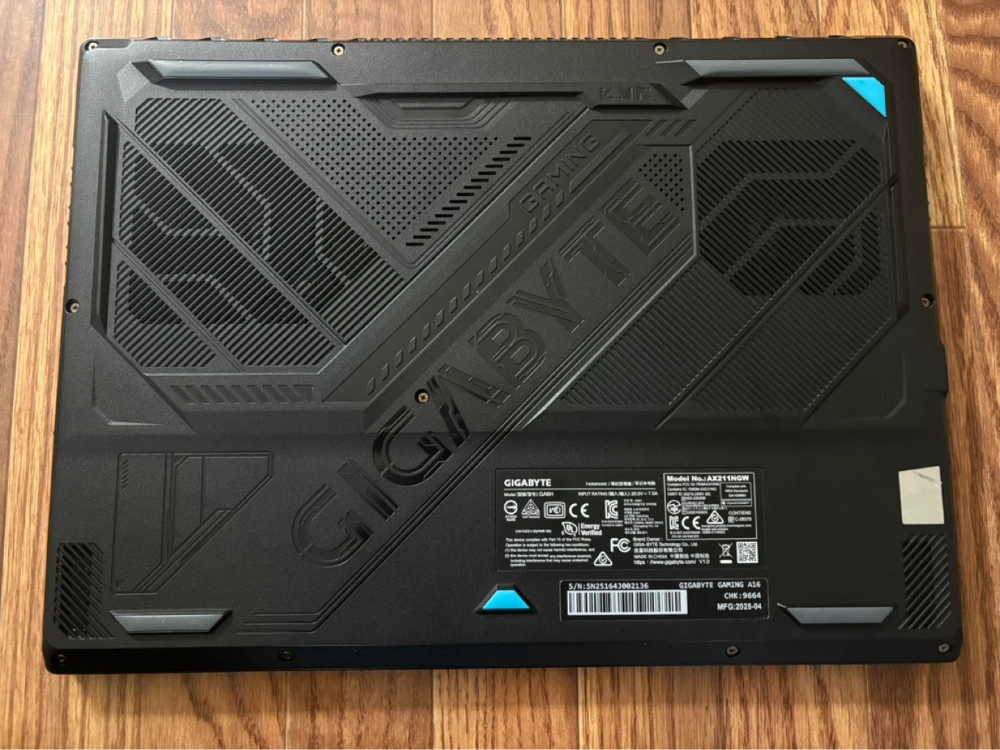 GIGABYTE Gaming A16 CMH Laptop - photo 2