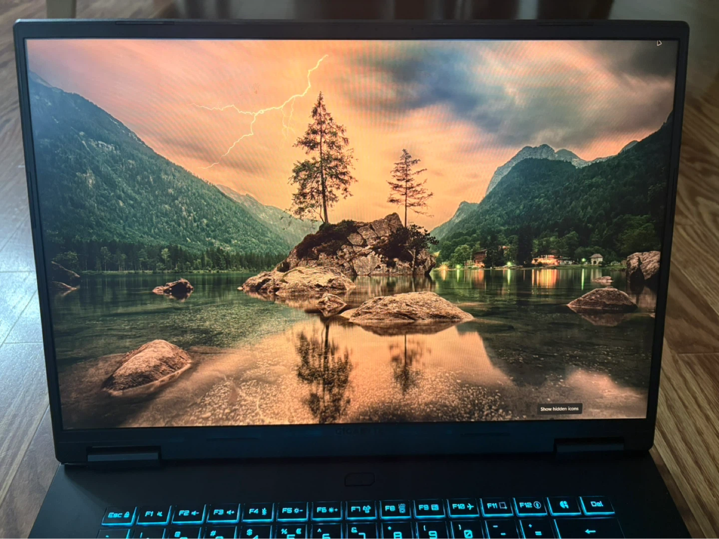 GIGABYTE Gaming A16 CMH Laptop - photo 3